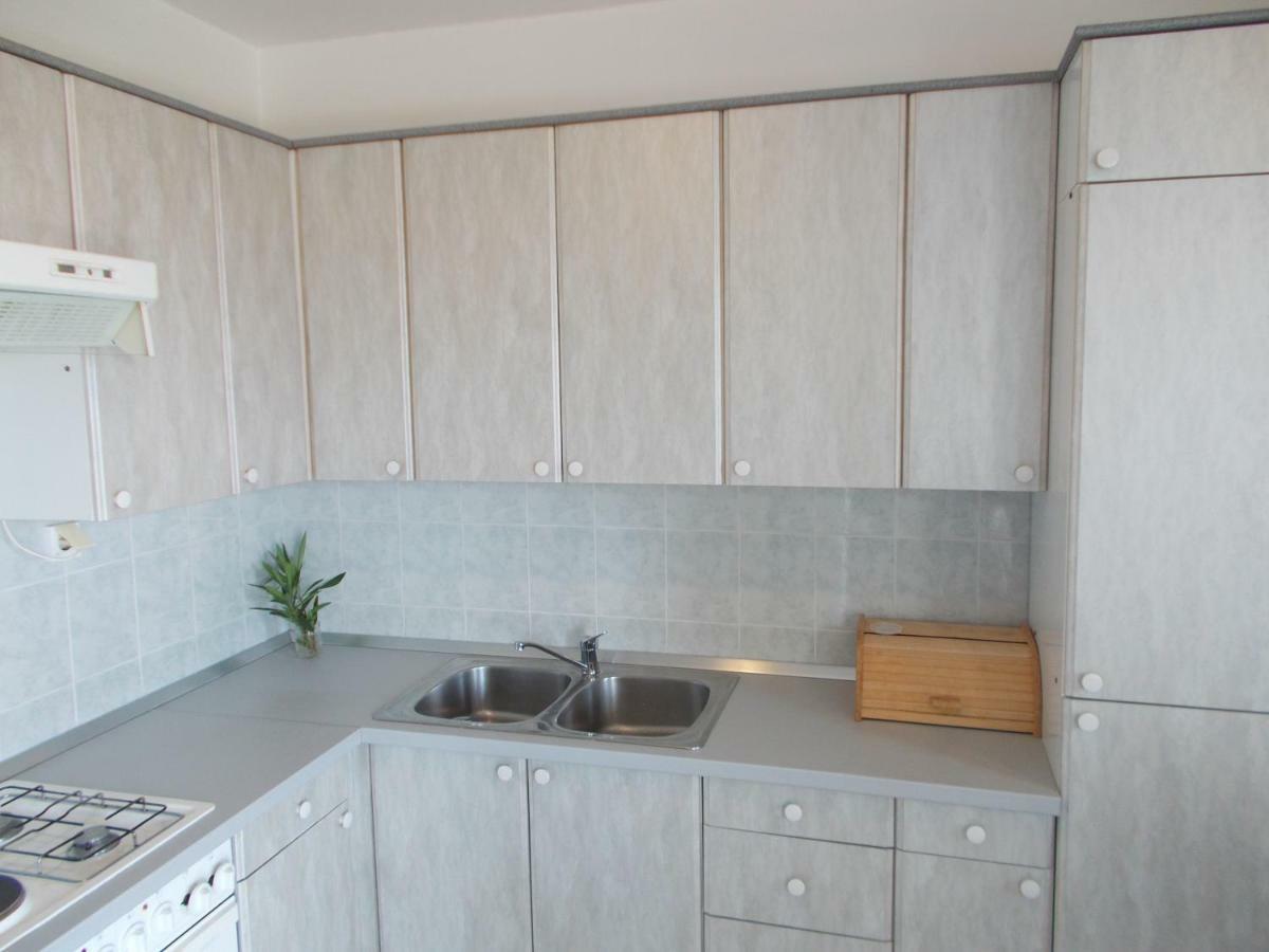 Apartment Dora 1 Jakisnica 룬 외부 사진